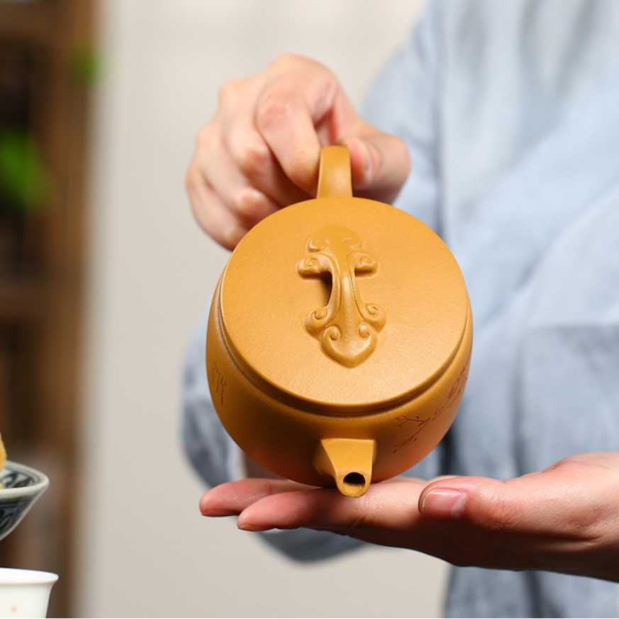 Large Yixing teapot | Golden Duan clay | Handmade